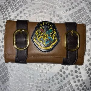 Harry Potter Hogwarts Wallet School of Witchcraft and Wizardry